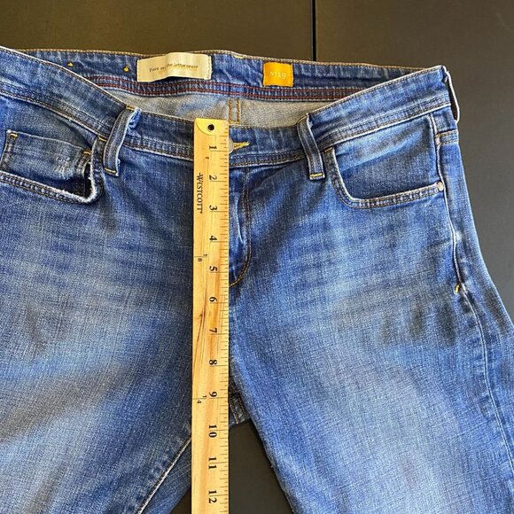 Anthropologie Pilcro Medium Wash Slim Straight Blue Jeans, Size 29 - Picture 8 of 10